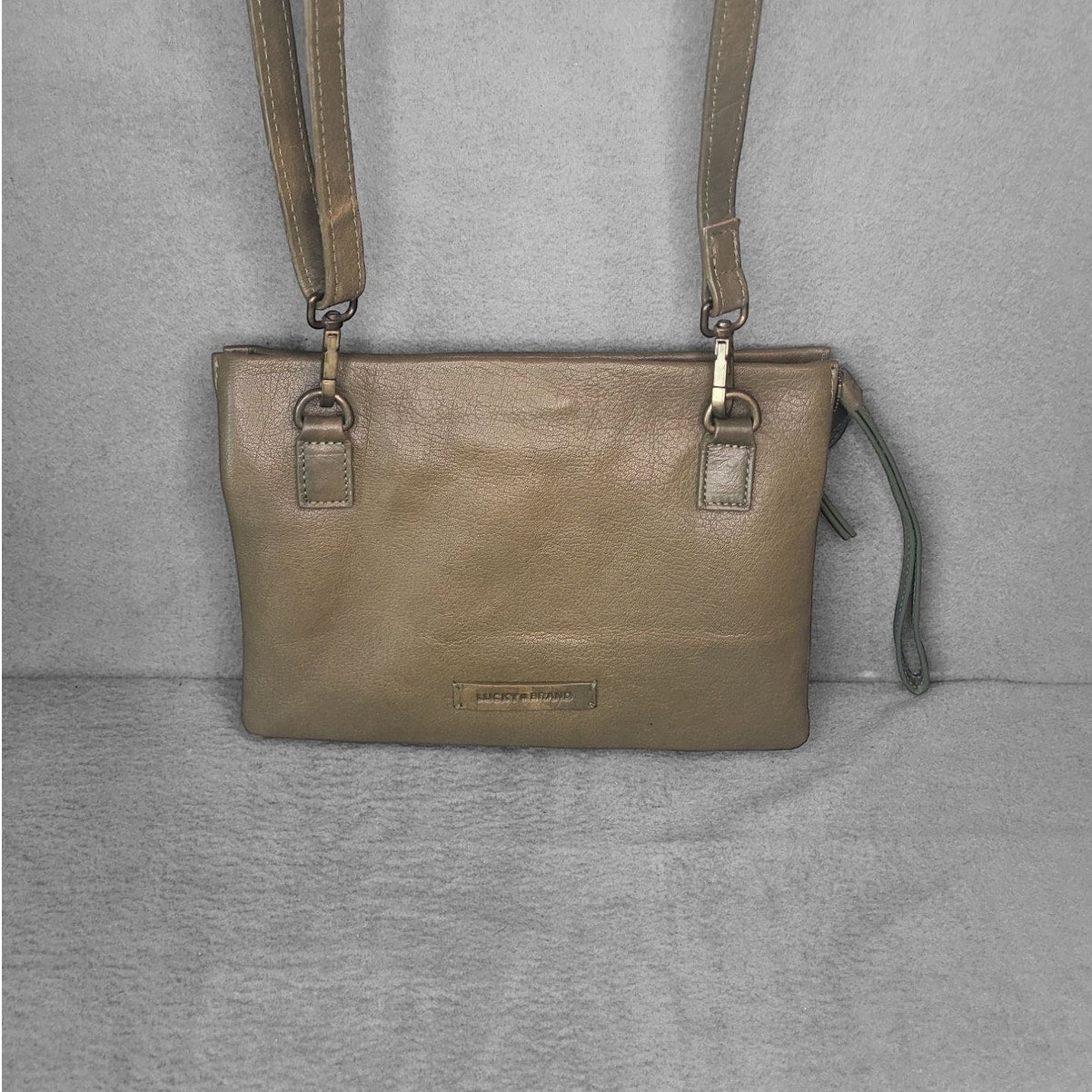 Lucky Brand Chira Cross Body Purse Pocket Book Wristlet Brown 100% Leather