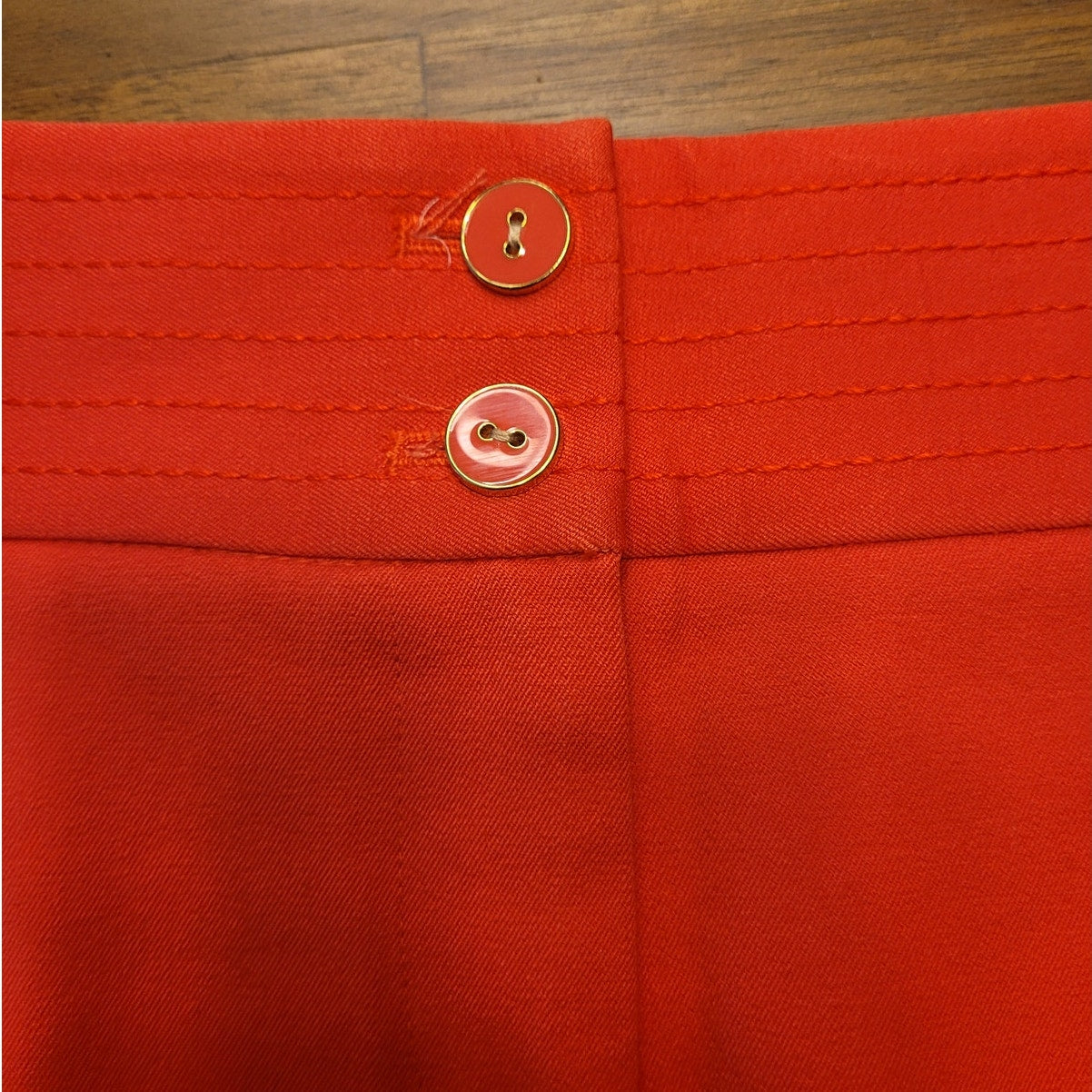 J.McLaughlin Womens Button Detail Pencil Skirt Coral Red Back Vent Sz 0