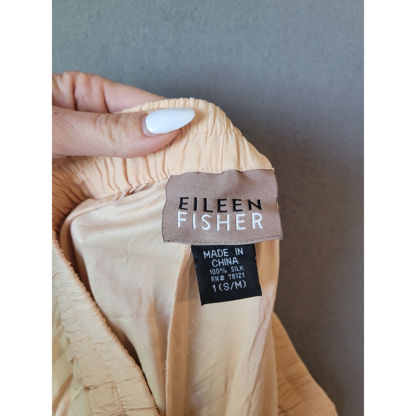 Eileen Fisher Pleated Front Silk Pants in Pink - Size 1(S/M) Tapered