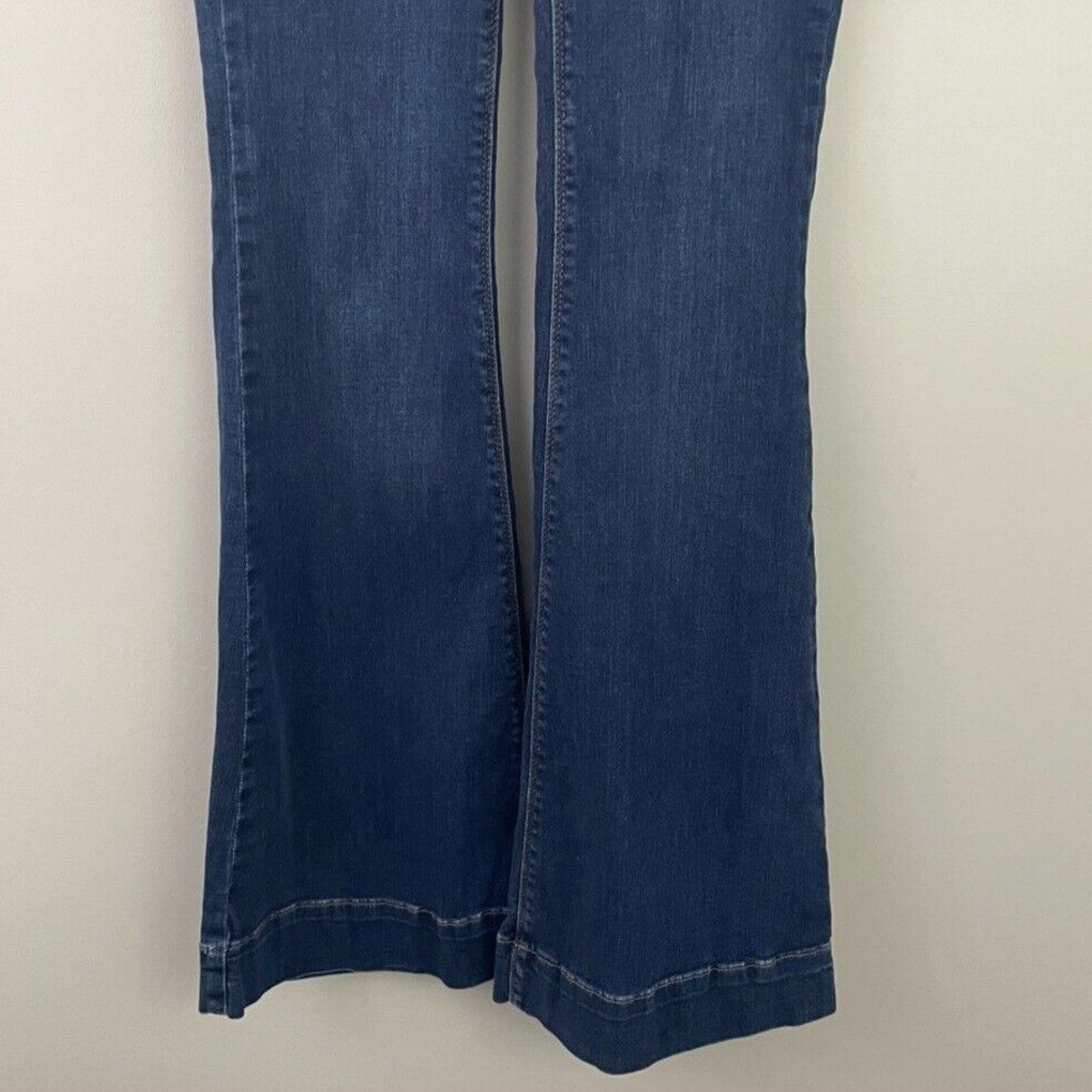 We The Free Flared Bell Bottom Free People Low Rise Jeans Size 25