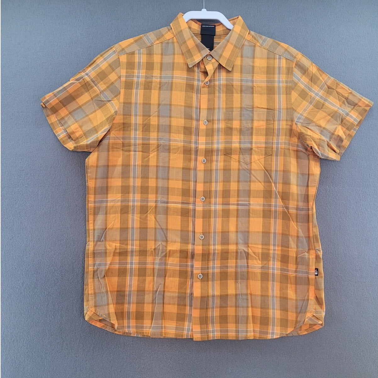 The North Face Mens HAMMETTS Short Sleeve Plaid Button Down Shirt Size L