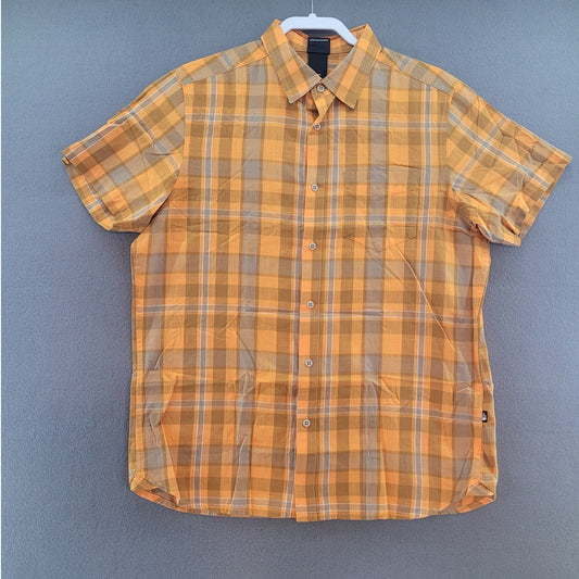 The North Face Mens HAMMETTS Short Sleeve Plaid Button Down Shirt Size L