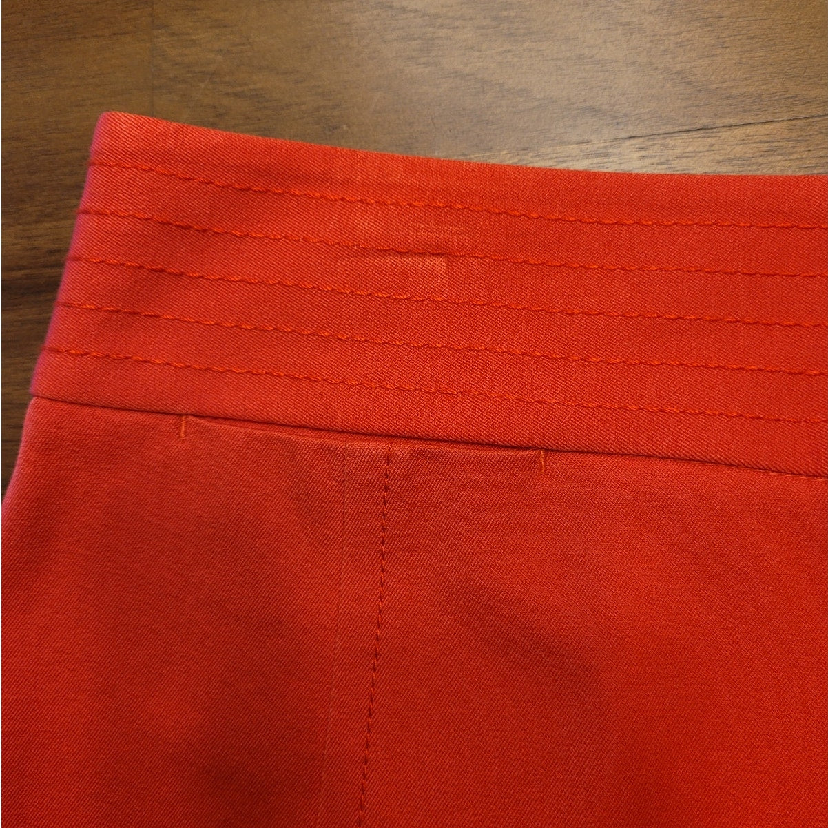 J.McLaughlin Womens Button Detail Pencil Skirt Coral Red Back Vent Sz 0