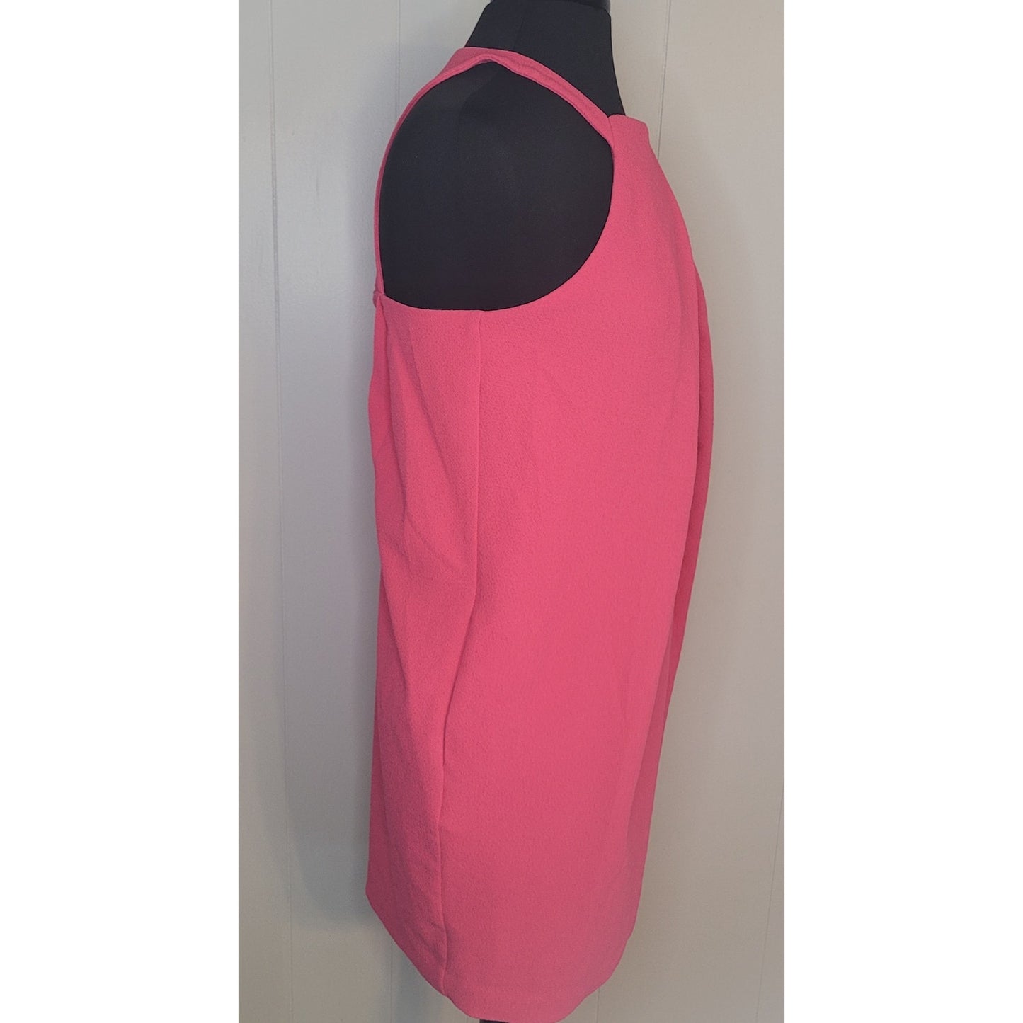 Trina Turk Felisha Crepe Halter Pink Party Dress size 0 NWOT